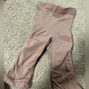 SKIMS Sculpting mid thigh short